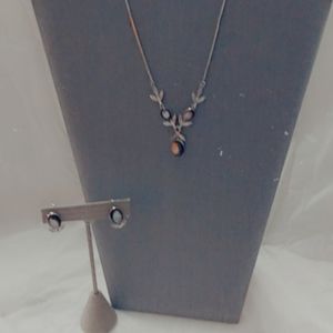 Sterling silver necklace and clip on earrings